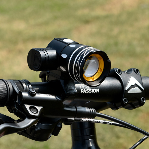 Mountain bike lights, strong light, night riding, rechargeable lighting, flashlight, cycling equipment accessories, bicycle headlights