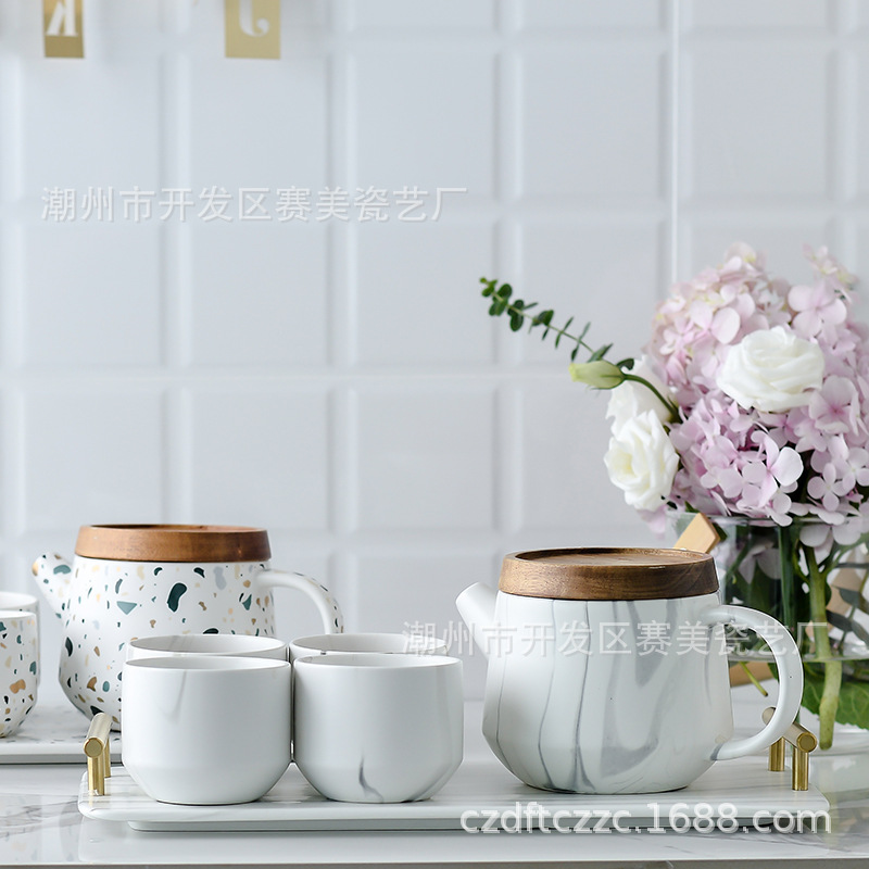 Directo de fábrica creativa flor juego de té simple regalo del hogar con la bandeja juego de té una olla cuatro tazas de cerámica juego de té caja de regalo