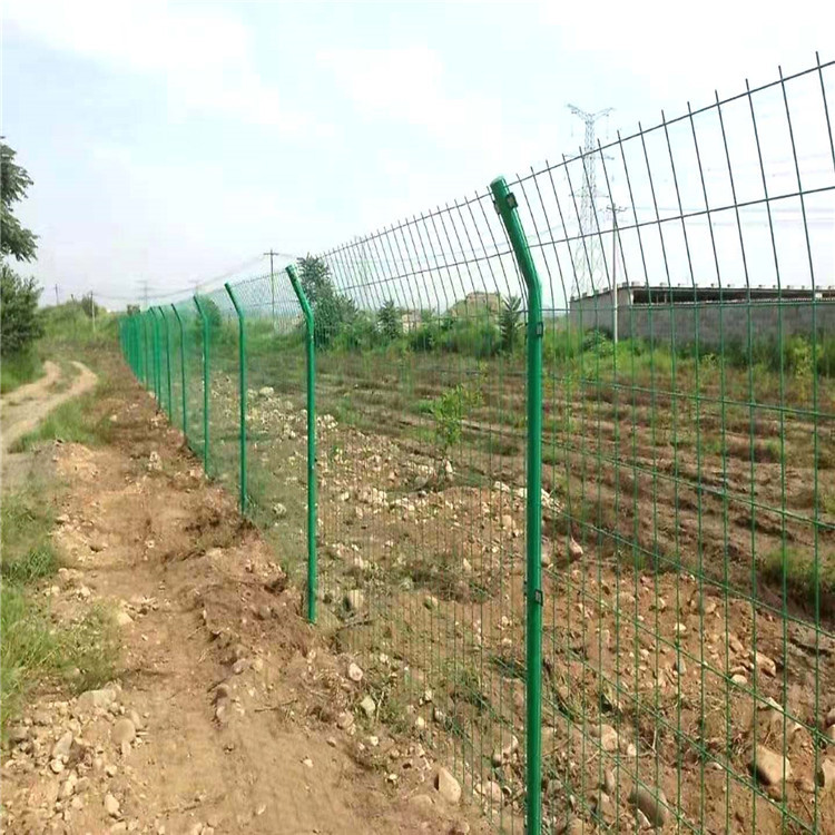 圈地围栏网土地隔离栅绿色1.8米护栏绿钢丝护栏工厂自营防攀爬