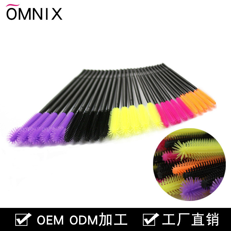 Disposable silicone brush for eyelashes