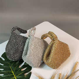 2026复古满钻三角圆形地雷包手提晚宴包高级迷你包手拿淑女水滴状