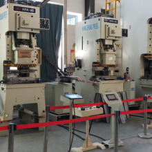 弗若斯冲床机械手 手冲压成型机械手浙江出口冲床自动成型机械手