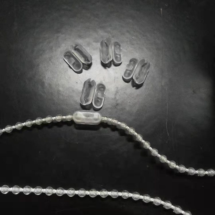 Transfronterizo conector de cuentas de tracción transparente especial accesorios de cortina vertical tire la hebilla de cuentas POM hebilla de cuentas de una pieza 4,5*6