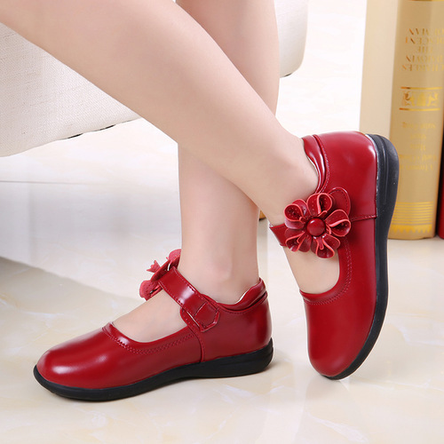 Children's shoes, girls' leather shoes, spring and autumn 2024 new style, medium and large children's soft-soled black princess shoes, Korean style student performance shoes