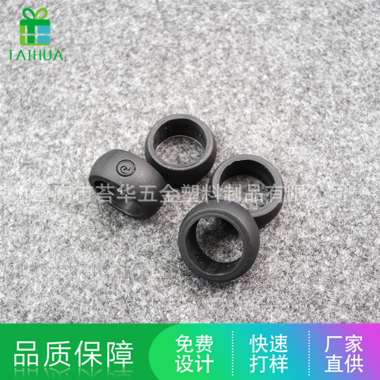 Japanese and Korean popular cute thumb ring silicone bracelet rubber bracelet factory wholesale