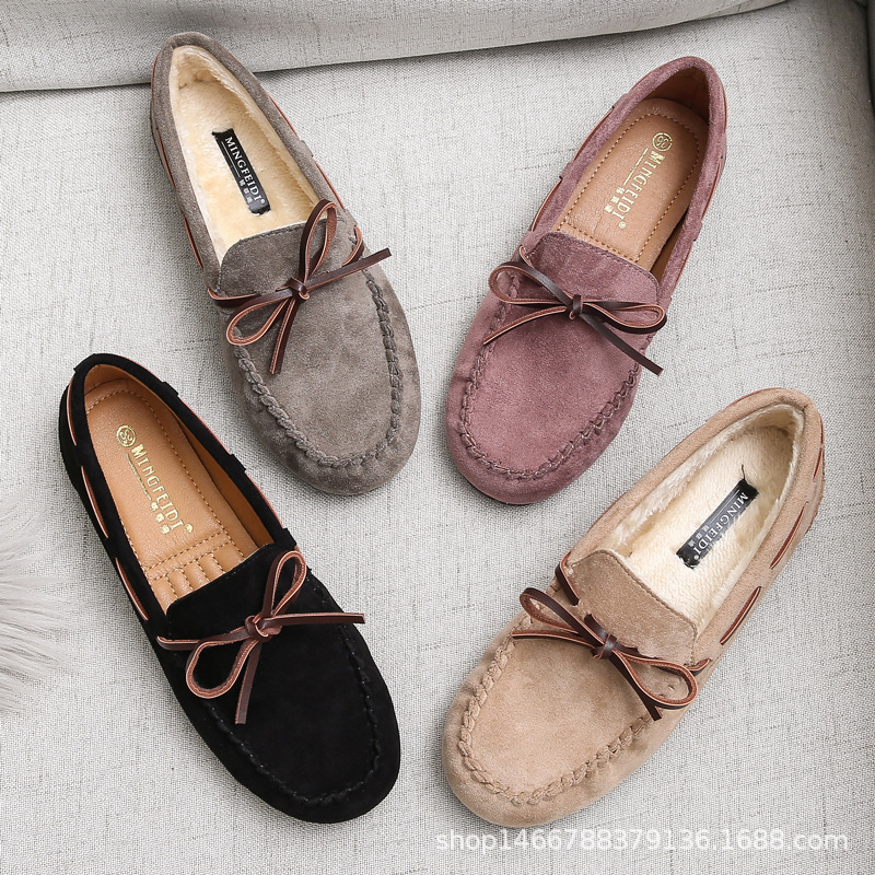 Mocasines de terciopelo de algodón de las mujeres Otoño e Invierno Nuevo color plano a juego arco zapatos de mujer embarazada más tamaño Internet celebridad zapatos de mujer 41-43