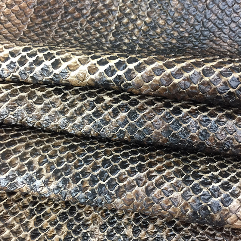 2020新版意大利工艺刀割蛇纹无铬鞣环保牛皮