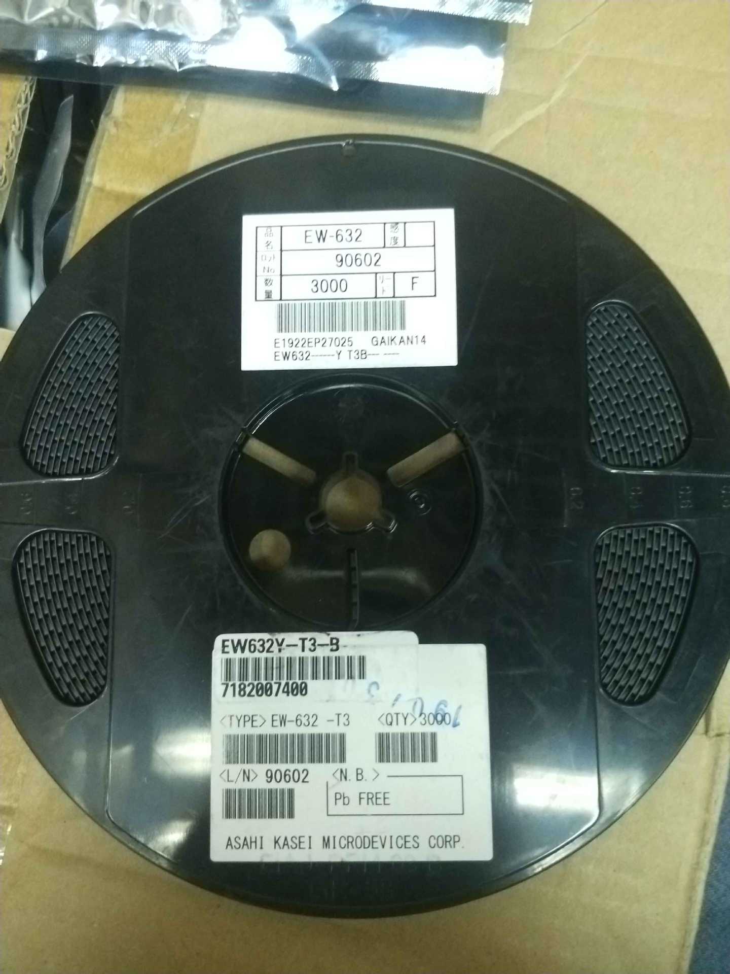 供应日本旭化成AKE双锁存霍尔传感器EW-632 W32 SOT-23FF大体积