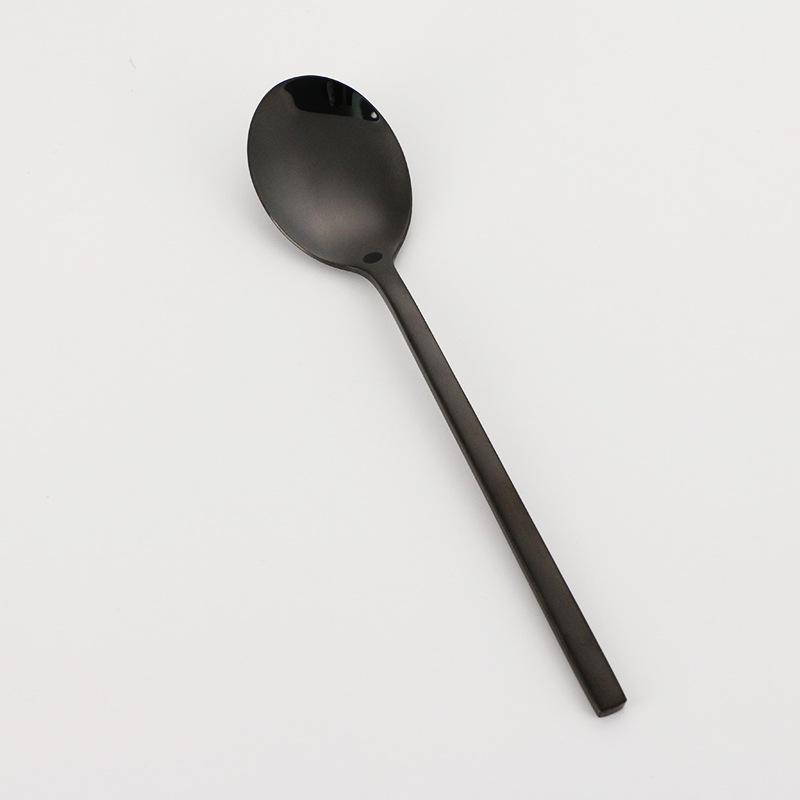 검은 숟가락
