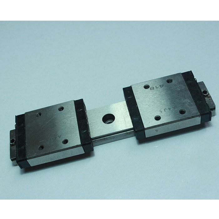 JRG0781 THK RSR 9WVM Slide Block Original Used SMT Parts JRG0781 THK RSR 9WVM Slide Block Original Used SMT Parts