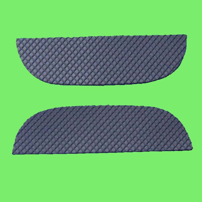 厂家大量供应各种方形圆形异形自粘止滑网格橡胶脚垫，硅胶垫