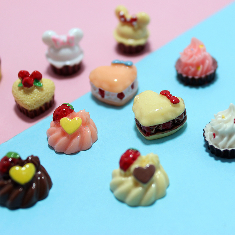 现货A套diy树脂配件微缩甜品日系食玩甜品蛋糕冰箱贴创意玩具配饰