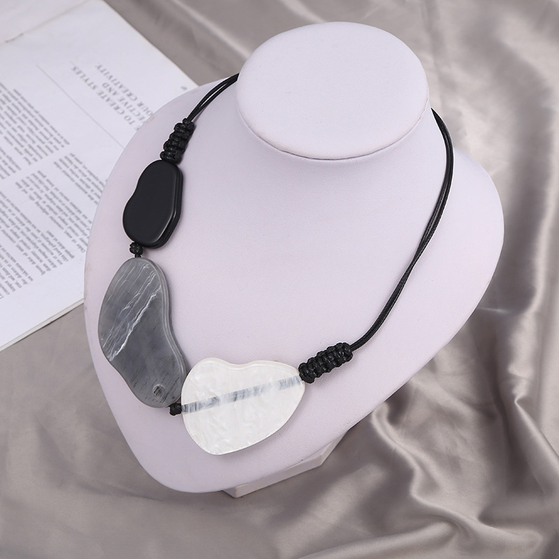 树脂片时尚项链秋冬穿搭毛衣链可调节绳子锁骨链简约项饰厂家直销