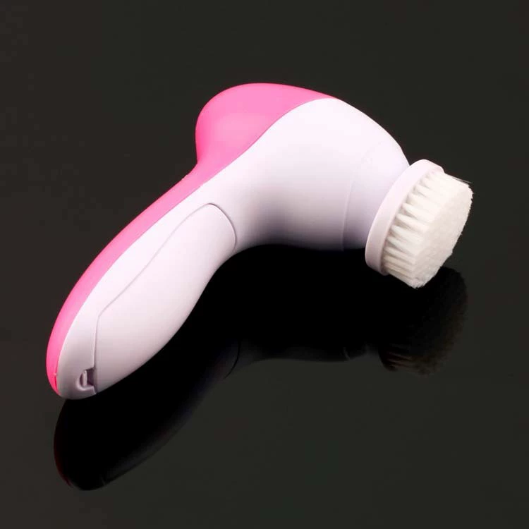 Cosmetic cleansing milk for face washing, pore cleansing
