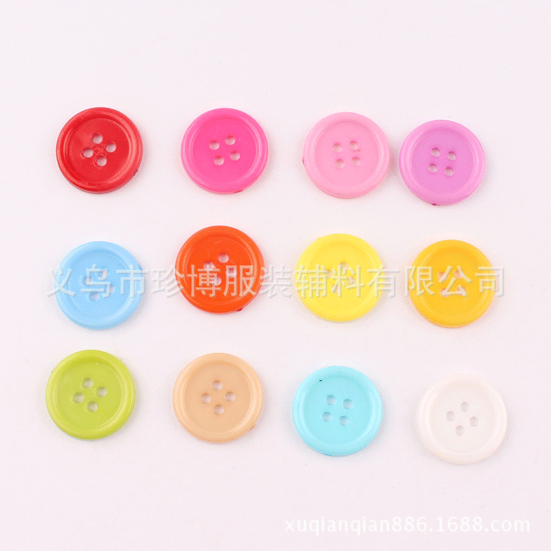 12色混装批发 细边4眼塑料纽扣多种规格的塑料彩色纽扣