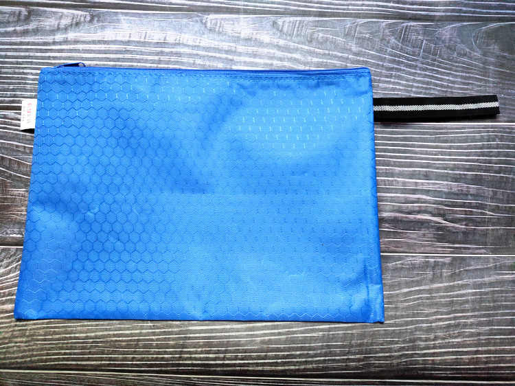 A4足球纹拉链袋缤纷文件袋档案袋学生彩色带耳收纳袋防污帆布资料