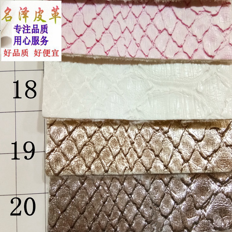 厂家现货批发1.1mm厚毛底双色经典蛇纹鳄鱼纹PVC人造革用于箱包