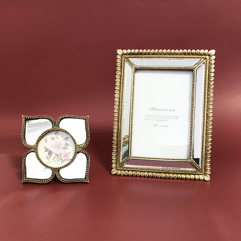 Foreign trade mirror glass photo frame 2.5 inch 6 inch retro carved four-leaf clover table high-grade exquisite model room