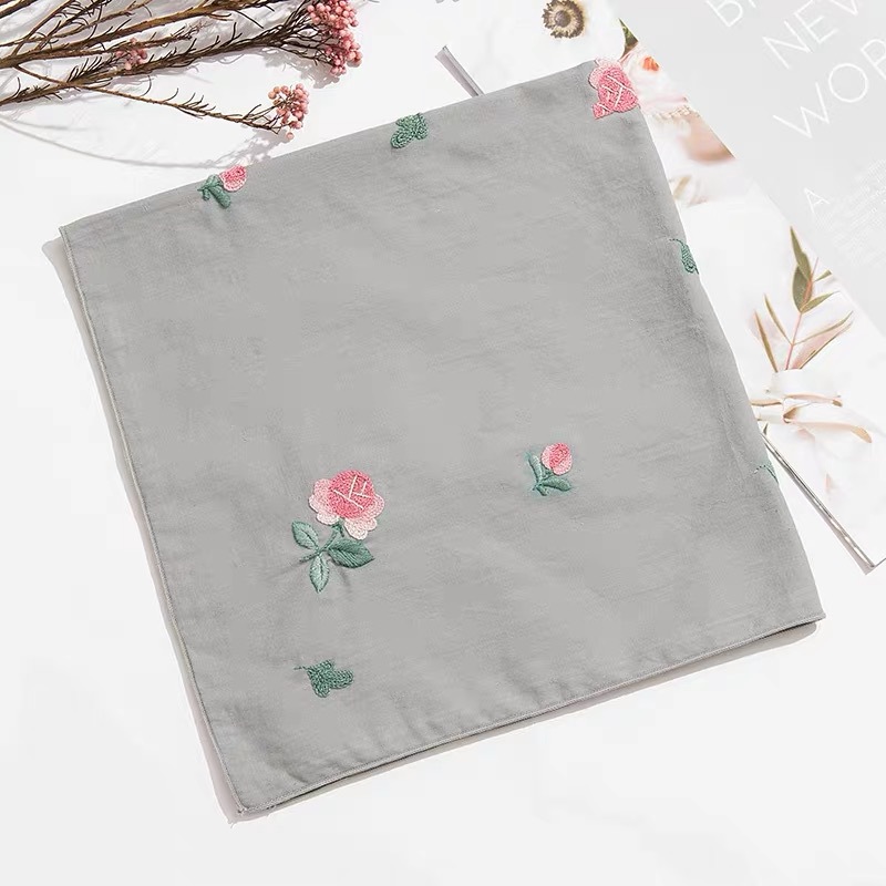Bordado DIY hecho a mano auto-bordado pañuelo material paquete pequeña toalla cuadrada pañuelo de algodón regalo creativo para bordado de tela de novio