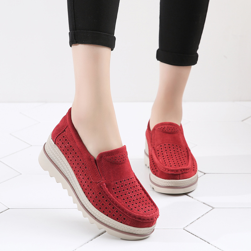 Zapatos de mujer de estilo británico 2019 verano y otoño plataforma de cuña hueca piel de vaca zapatos de mujer talla grande mamá slip-on zapatos de balanceo