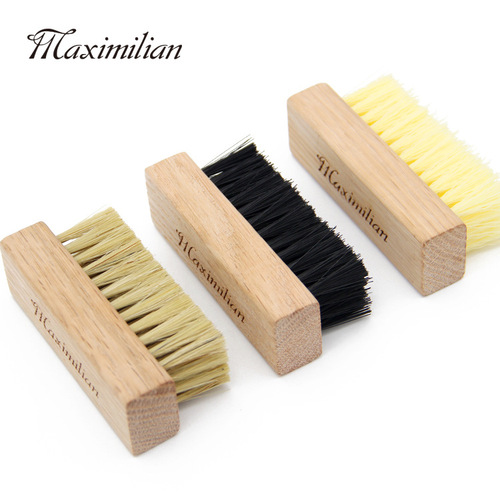 Wooden pig hair shoe brush pig bristle wooden handle sports shoe leather shoe brush soft bristle brush PP silk brush household cleaning and dust removal