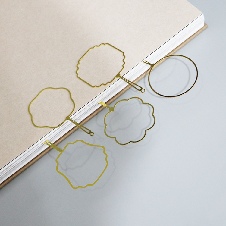 Round fan frame metal embroidery fan skeleton bookmark Chinese style cultural creative design Taobao Tmall supply wholesale