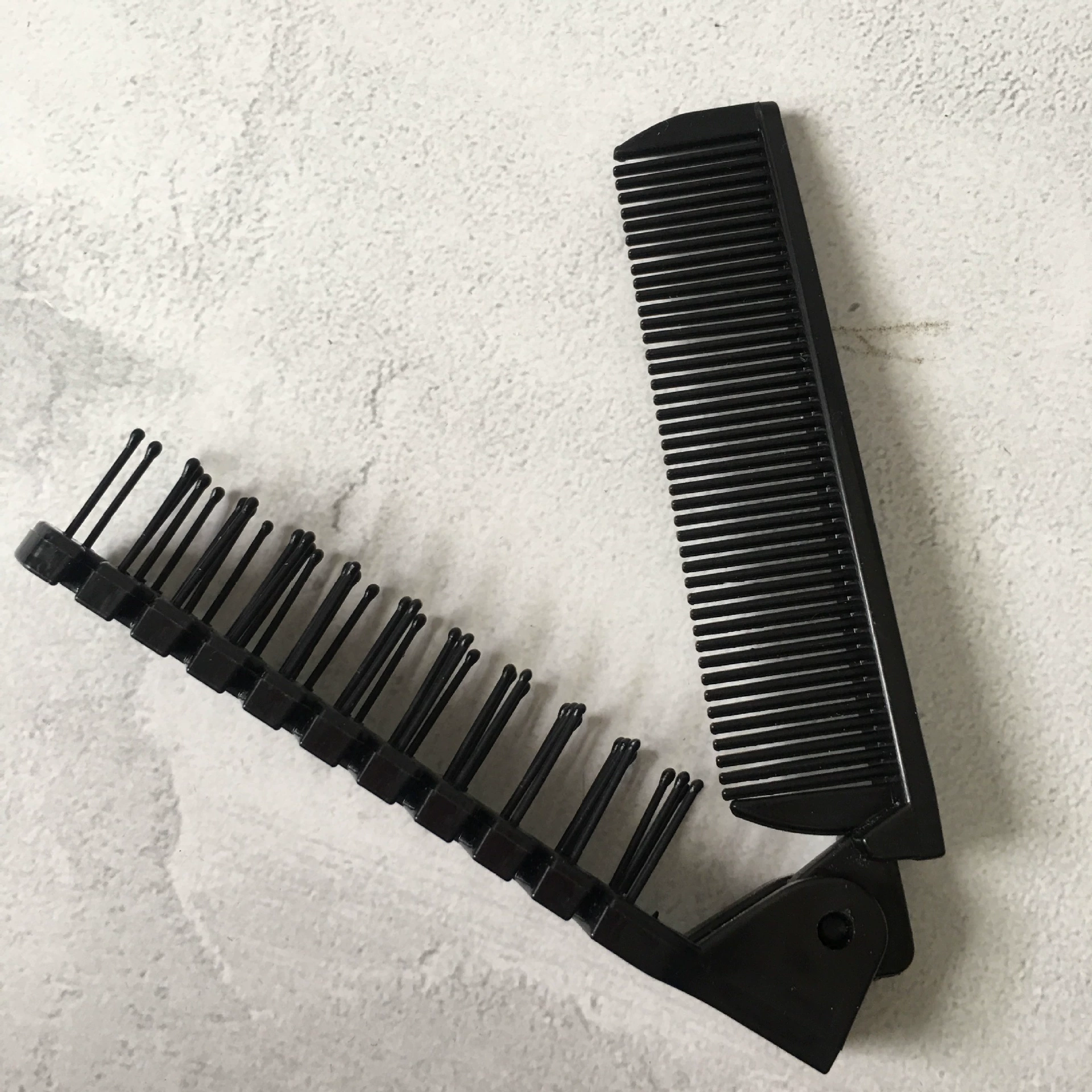 Черная мягкая нейлоновая расческа-заколка, одноразовая расческа для гостевых домов, экспортная расческа-заколка с липкими шариками, в индивидуальной упаковке