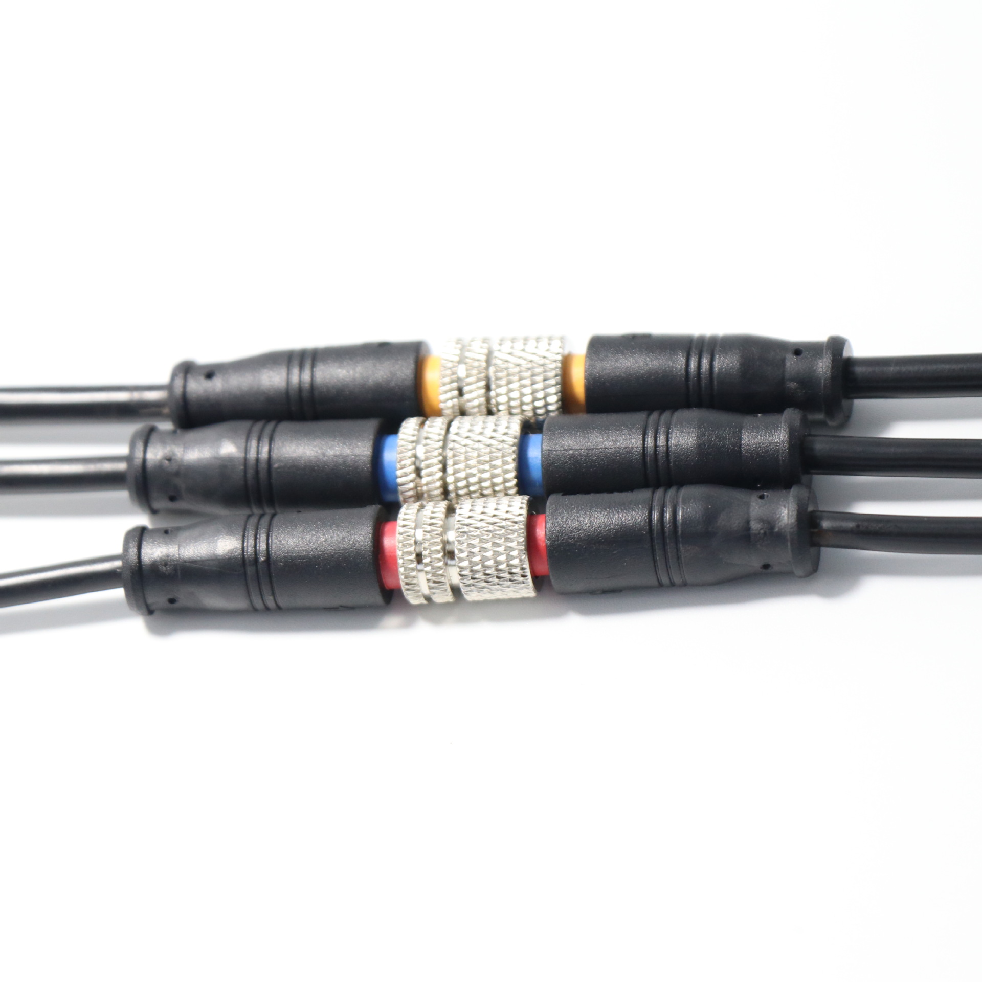 Customizado fabricantes de cables impermeables LED conector de alta velocidad impermeable M12 macho / hembra 2 - 8 núcleo L cable de alimentación