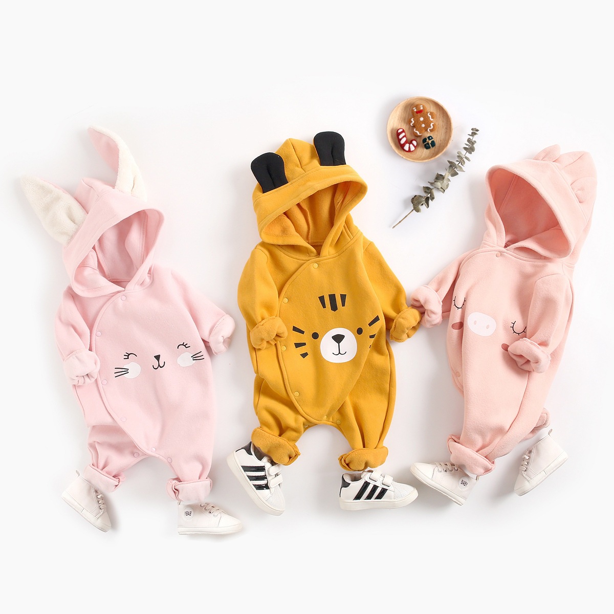 Demi-season overall for new born with animals