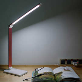 台灯ledUSB充电亚马逊跨境电商调光调色护眼学习灯可无线充可调光