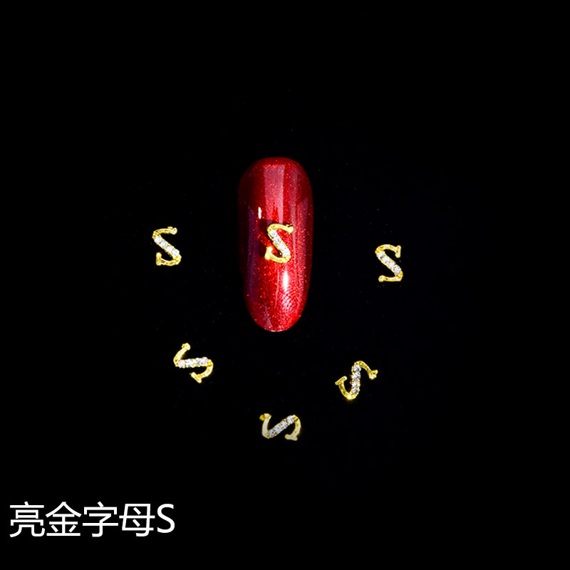 Nuevo LZ manicura 26 letras aleación joyería estilo japonés manicura online celebridad estilo brillante oro letras joyería clavo Taladro