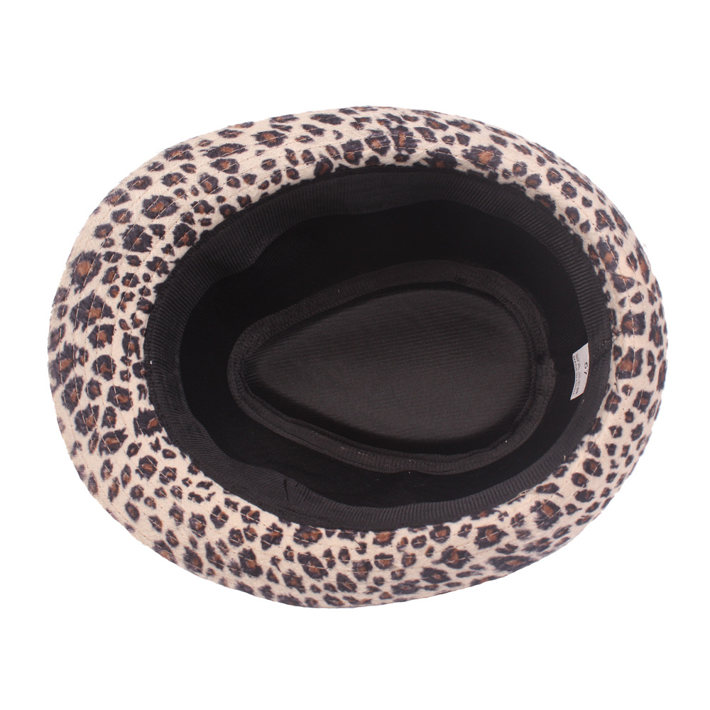 Sombrero de leopardo con estampado de leopardo para hombres y mujeres Sombrero de jazz Sombrero de comercio exterior europeo y americano Sombrero de otoño e invierno con estampado de leopardo pequeño sombrero de alto rendimiento en el escenario