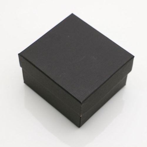 [Wholesale] 2 colors - red and black gift box, exquisite and affordable solid color watch box, square watch box, box