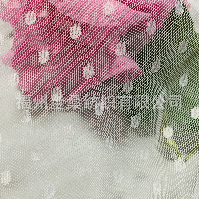 布料供应5MM大圆点点网布内衣面料婚纱网布衣裙服装面料网纱