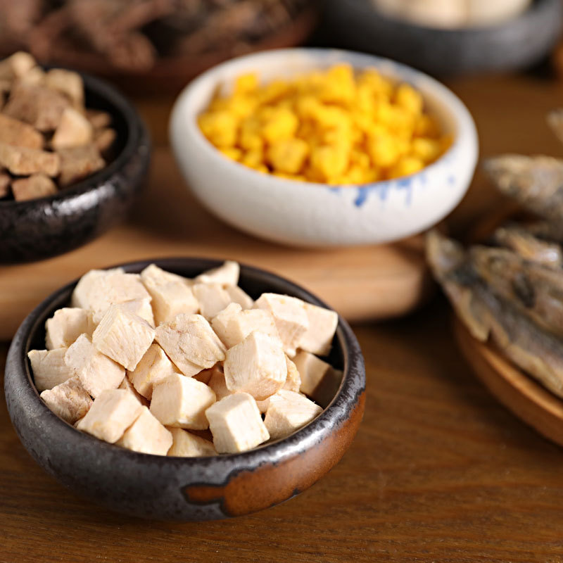 Aperitivos para gatos, pescado de primavera, cubos de ternera, cubos liofilizados, gatos liofilizados, huevos de codorniz, pollo amarillo, pescado pequeño, liofilizado