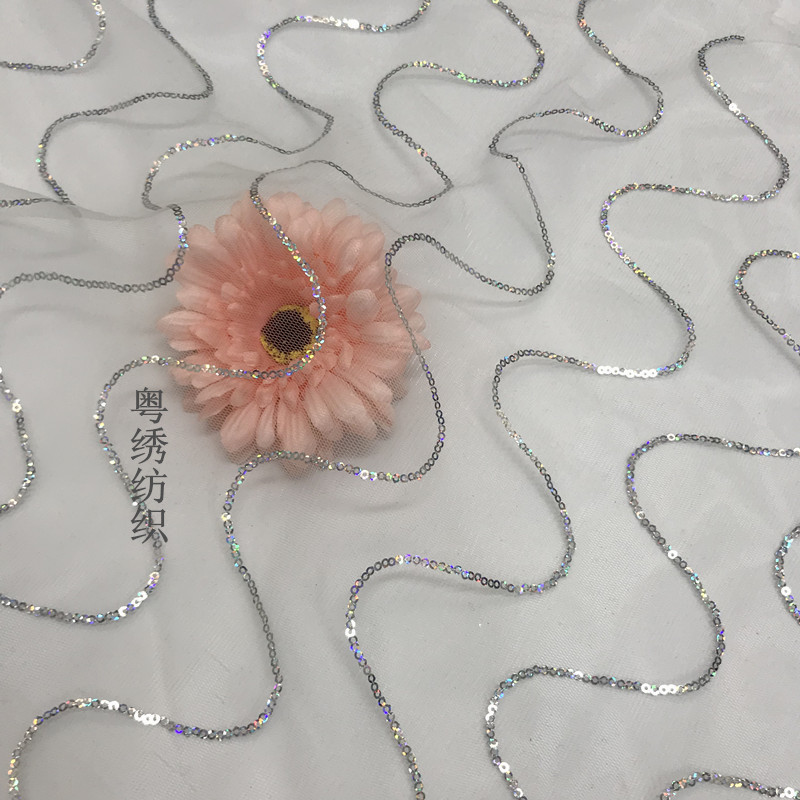 款珠片刺绣网布 亮片波浪绣花蕾丝布料 婚纱礼服罩裙连衣裙面