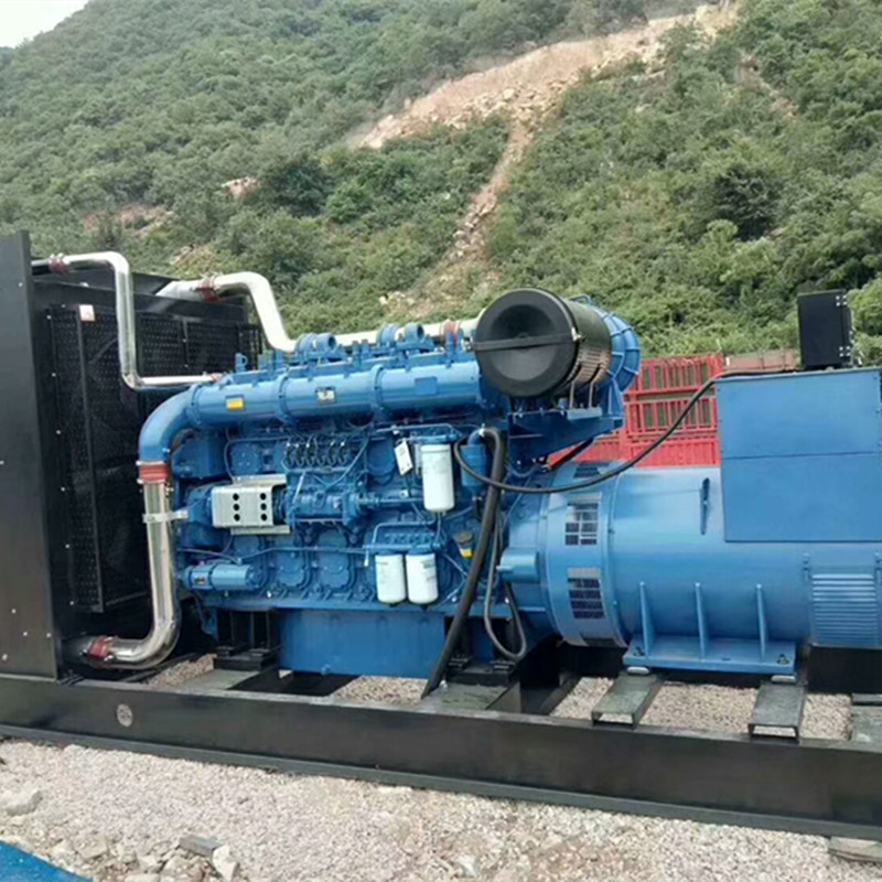 广西玉柴700KW千瓦柴油发电机组 配备YC6C1020L-D20柴油机