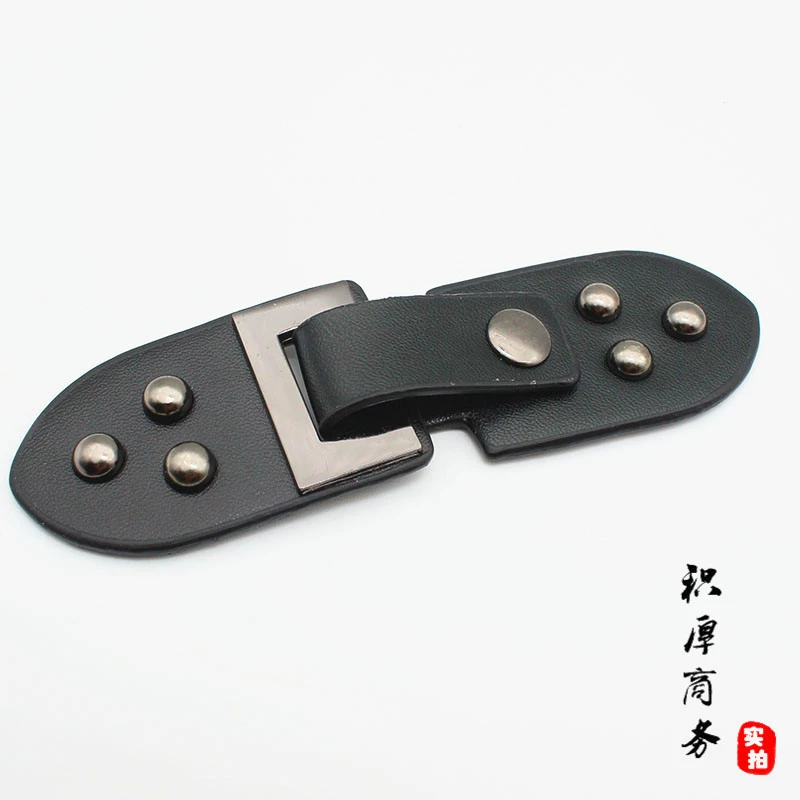 Шипованная кожа Двойная пуговица Пальто Пряжка для штор Черный кожаный пистолет Черный сплав