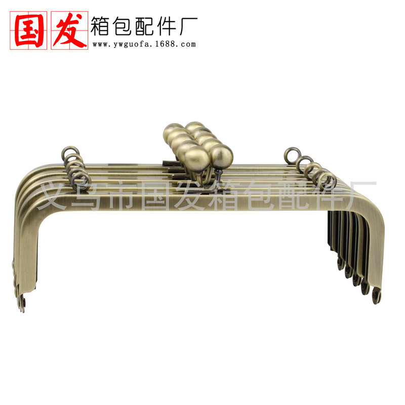 Sin stock, necesita hacer productos 18cm * 6CM cuadrado sin agujeros de la cabeza de oro de perlas cruzadas de bronce