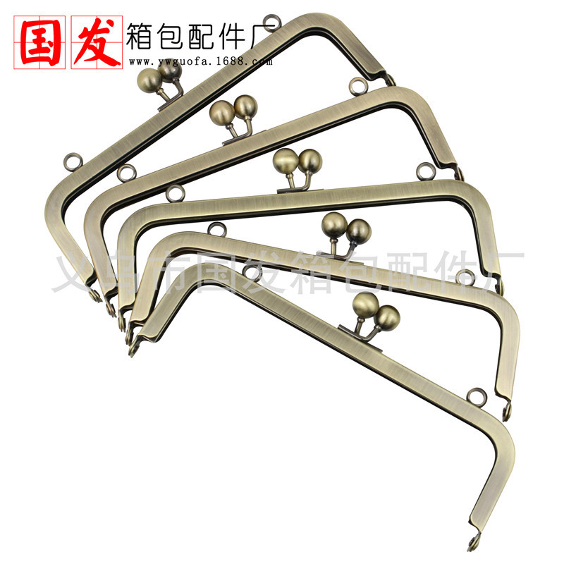 Sin stock, necesita hacer productos 18cm * 6CM cuadrado sin agujeros de la cabeza de oro de perlas cruzadas de bronce