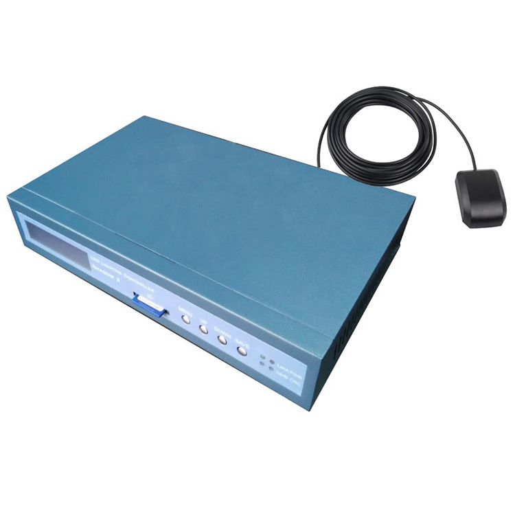 Wireless synchronized video stitching with unlimited distance and power-on sequence; BTS base station wireless synchronization main controller.