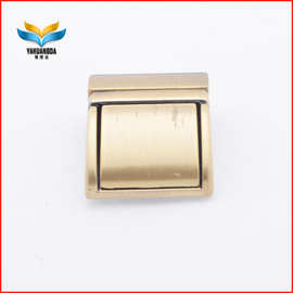 厂家生产锌合金手袋插锁,复古合金箱包插锁,欢迎咨询