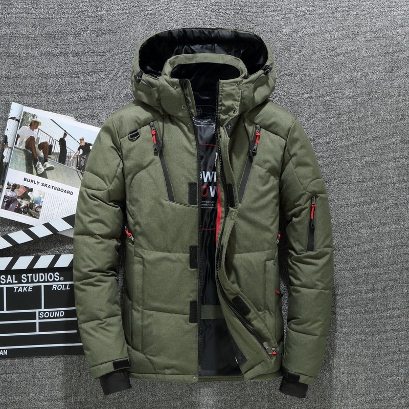 Amazon's Best-Selling Foreign Trade Men's Short Winter Jacket for Outdoor Sports, Warm and Stylish Thickened Coat for Men