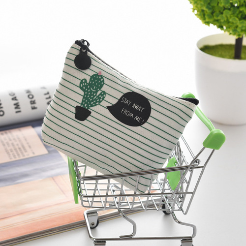 Direct supply canvas triangular cactus coin purse small fresh canvas zipper coin bag key bag wholesale