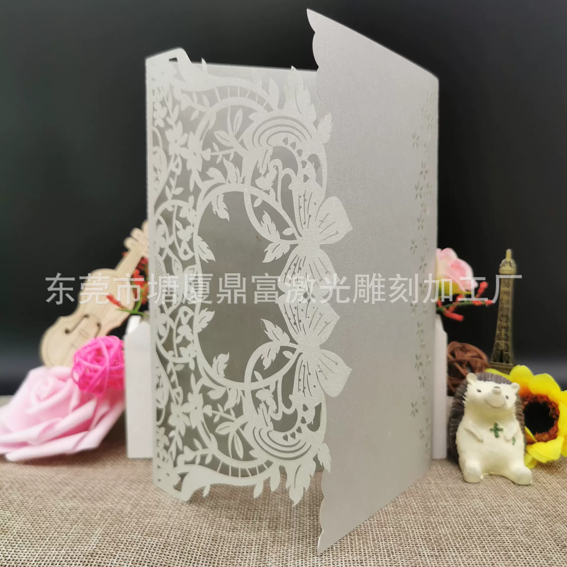 东莞广州珠光纸卡纸红包利是封激光雕刻切割镂空打标镭雕加工厂