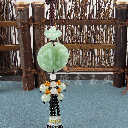 Green jade car pendant, safe and smooth sailing in and out, Pixiu Guanyin safe buckle car pendant, imitation jade car pendant