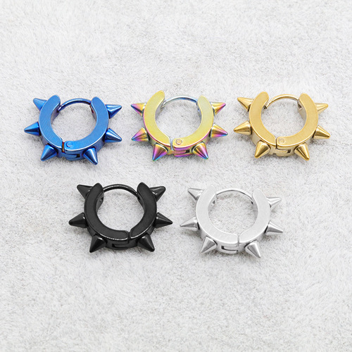 Cross-border rivet titanium steel earrings, anti-fade sharp spikes punk trendy men's and women's stainless steel earrings factory wholesale