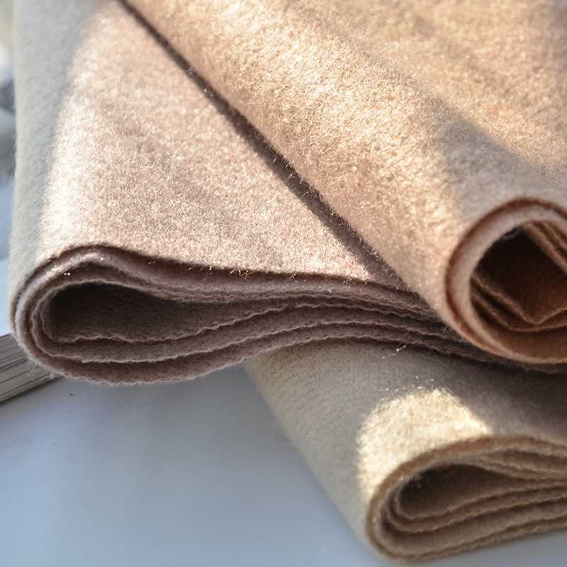 Einfarbige Kaschmirschals für Herren und Damen, einfache und vielseitige Tücher für Herbst und Winter sowie rote Schals mit Fransen für das Jahrestreffen._voghion.com