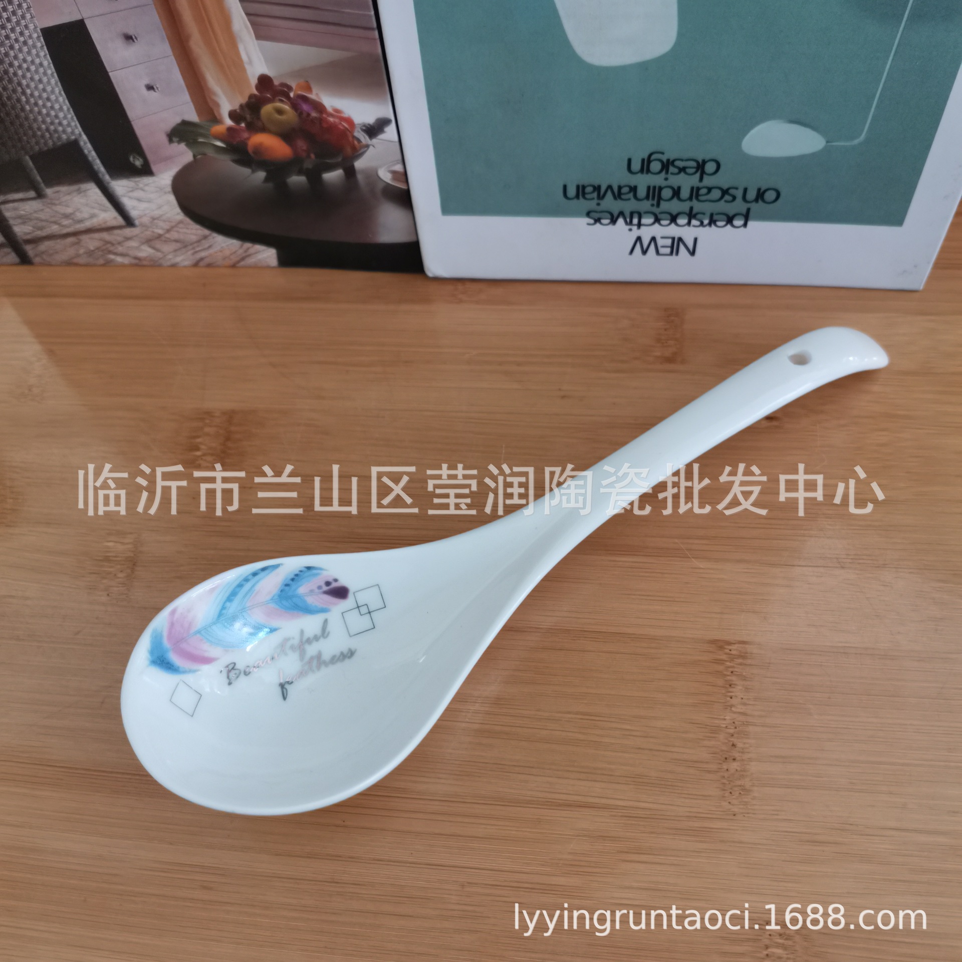 Venta al por mayor de cerámica de oro cuchara Hotel cuchara hogar Cisne mango largo cuchara restaurante vajilla cuchara puesto al por mayor