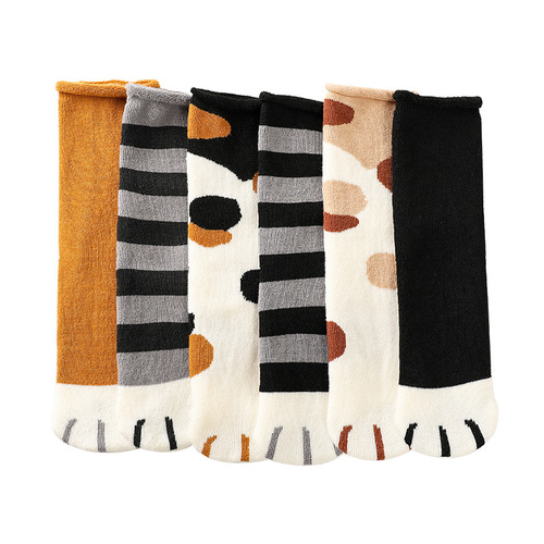 Cat claw terry socks for women in autumn and winter rolled edge brushed cotton mid-calf women's socks personalized polka dot floor socks